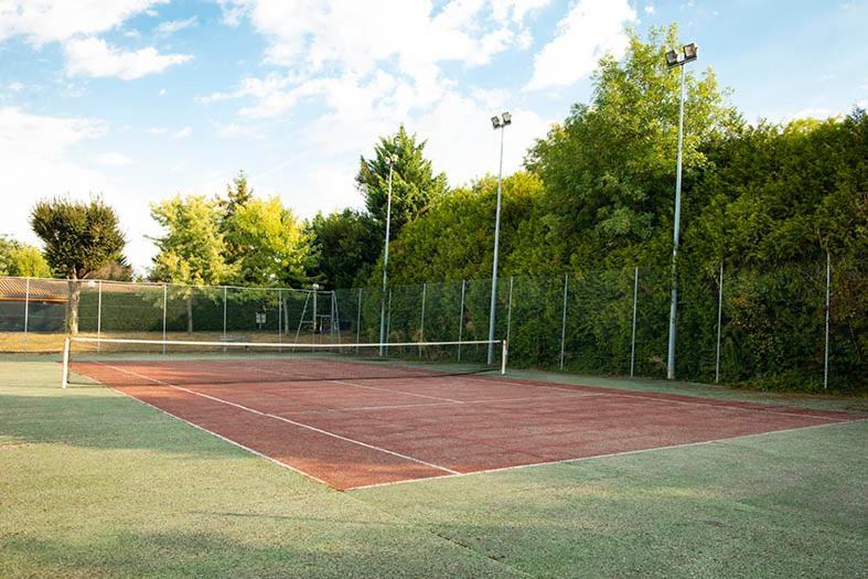 فندق Domaine De Sainte-Croix المظهر الخارجي الصورة